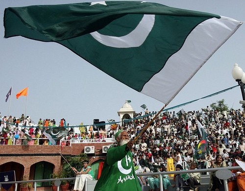 big flag of pakistan 2022