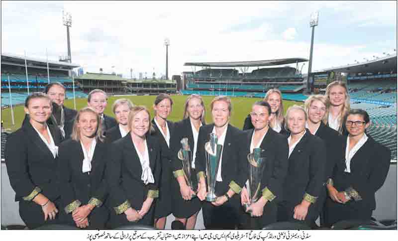 Women-Cricket-Group-Photo