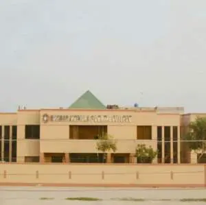 Rahbar Medical & Dental College